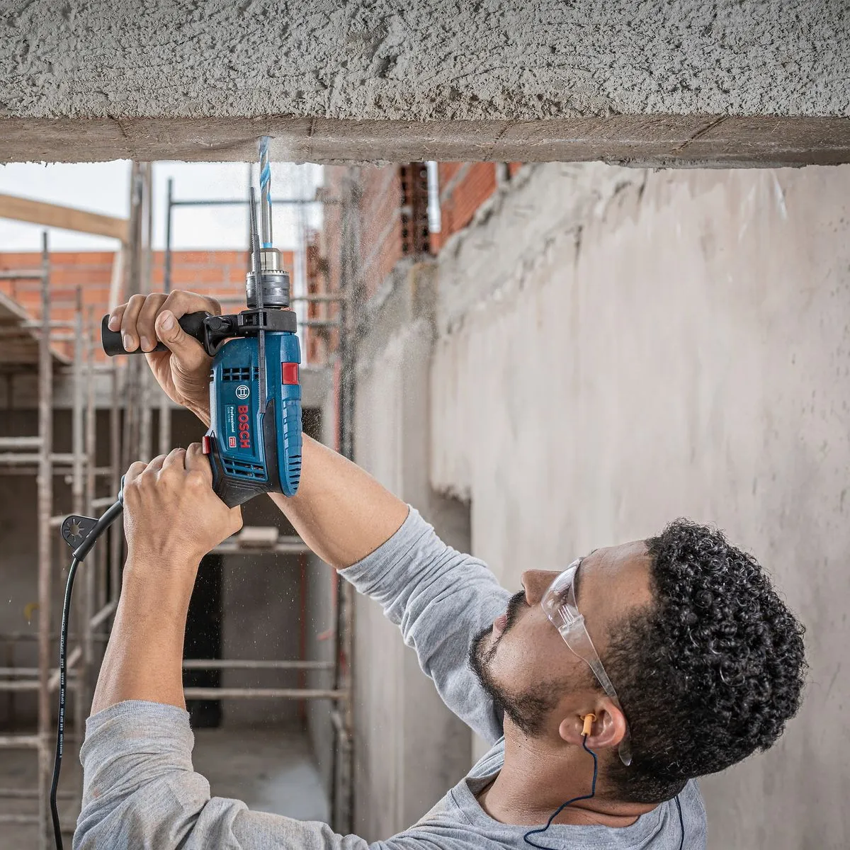 Furadeira de Impacto Bosch GSB 13 RE-X23 750W