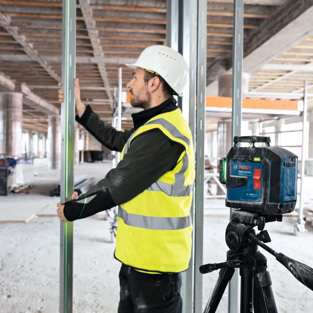 Nível a laser Bosch GLL 80-33 G LI + LR7 + Maleta