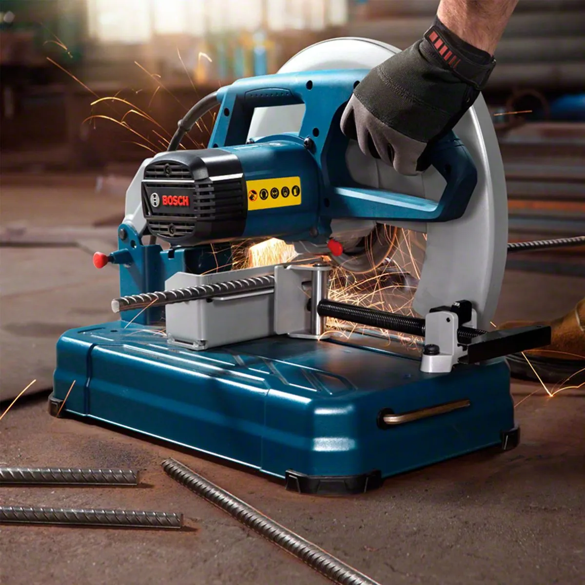 Serra policorte Bosch GCO 14-24 127V com 1 Disco